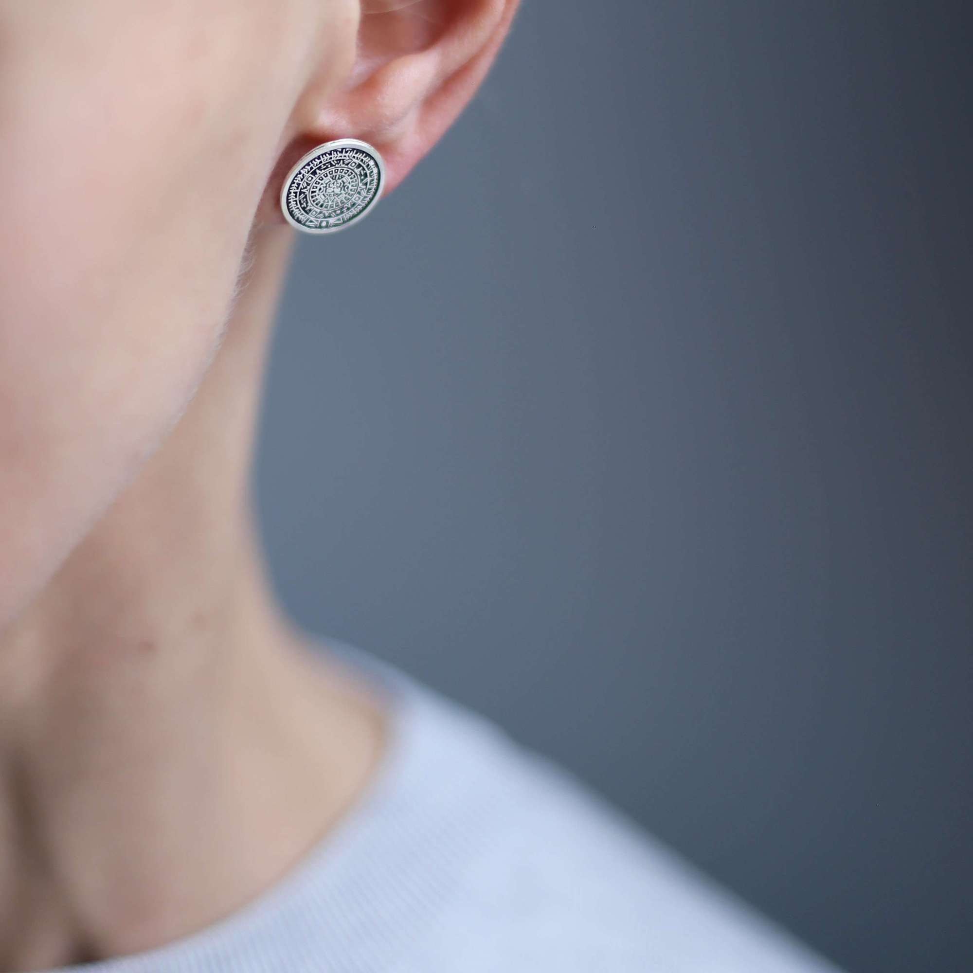 Серебряные гвоздики Календарь ацтеков большой 1P1142