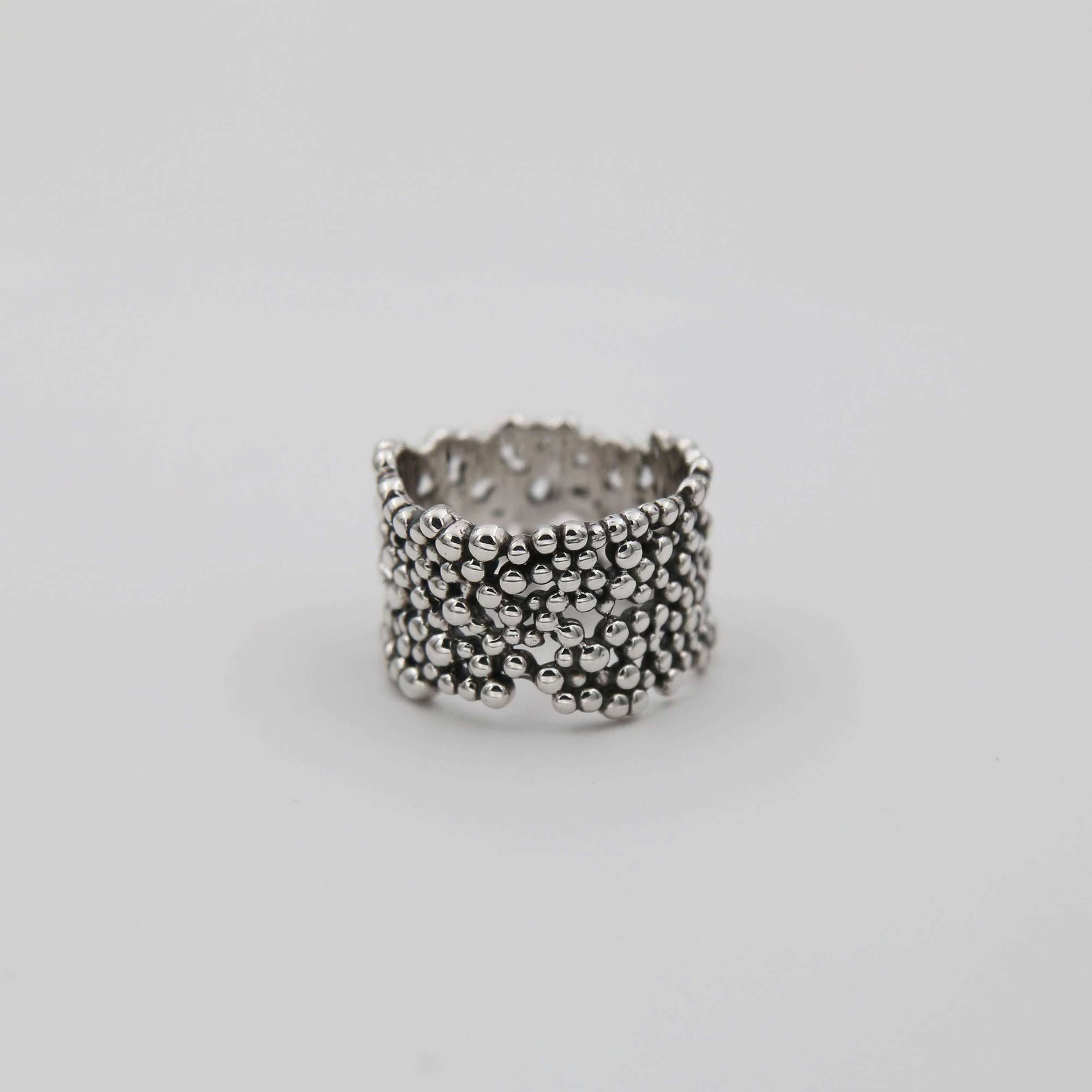 Серебряное кольцо 2P851