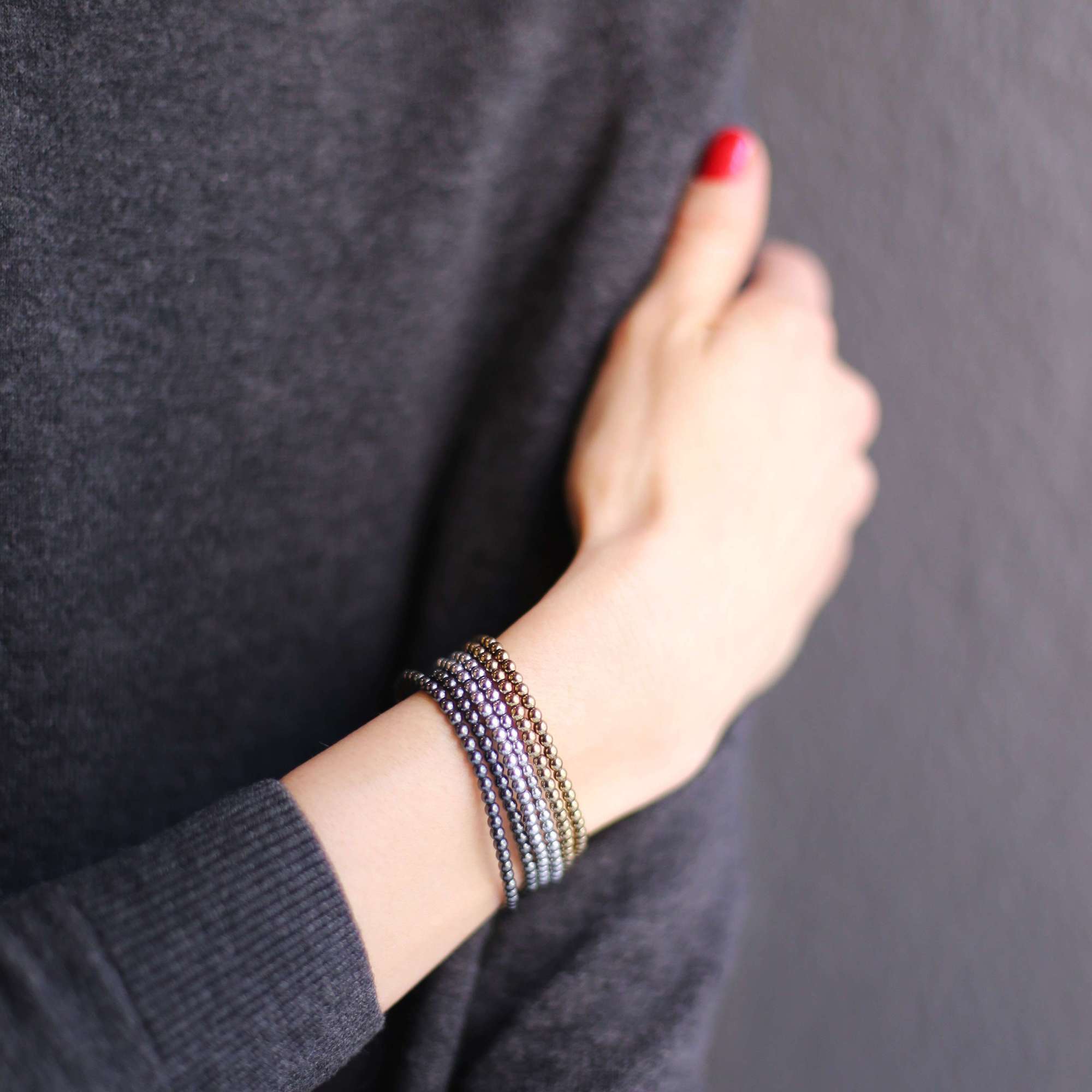 Браслет из гематита 3P345