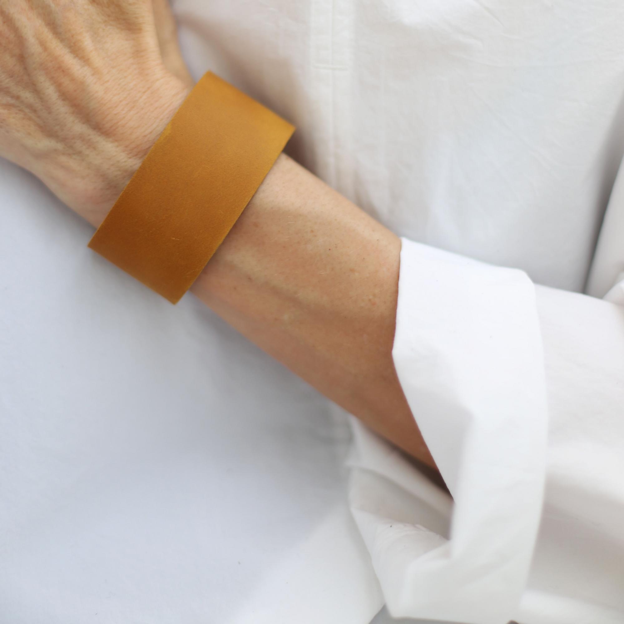 Кожаный браслет цвет Тыква 3P476