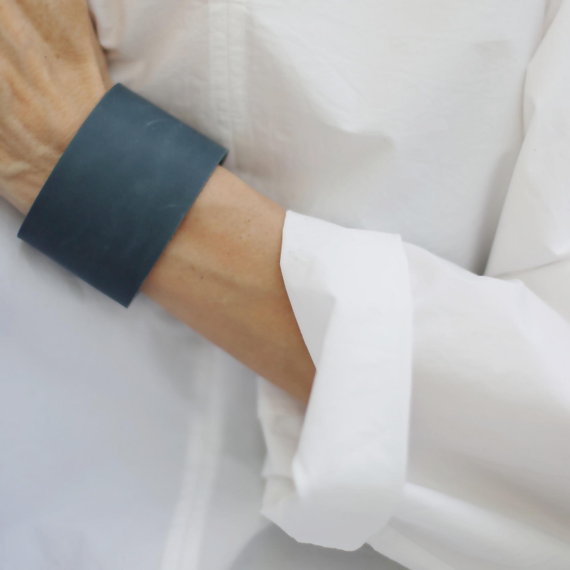 Кожаный браслет цвет Океан 3P479