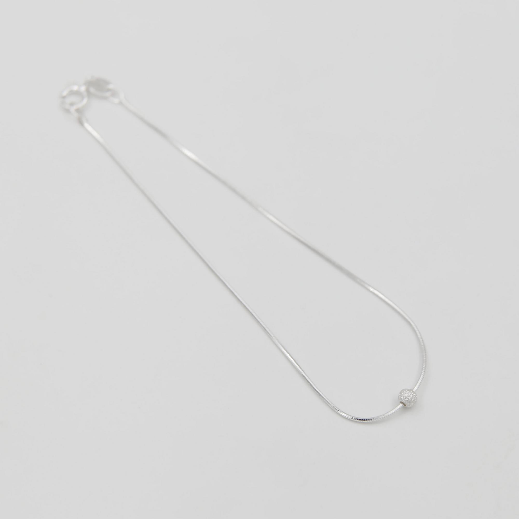 Браслет с сатиновым шариком 3P501