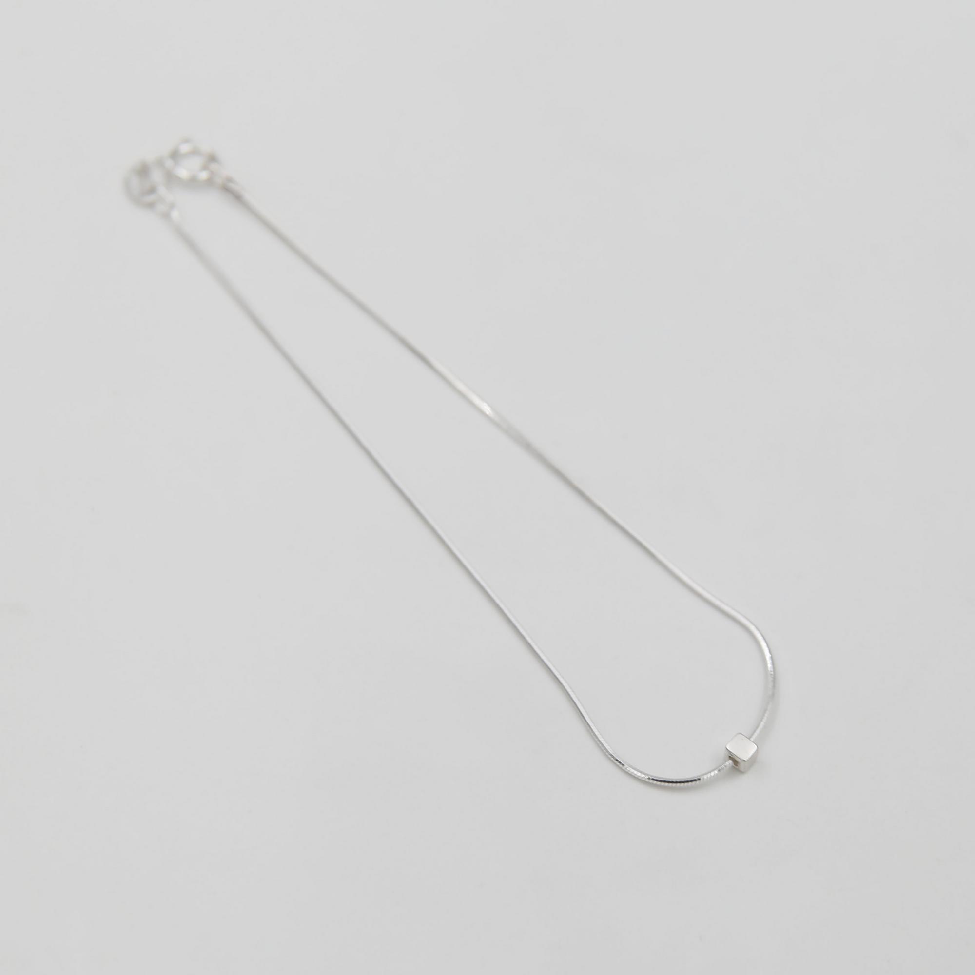 Браслет с кубиком 3P505