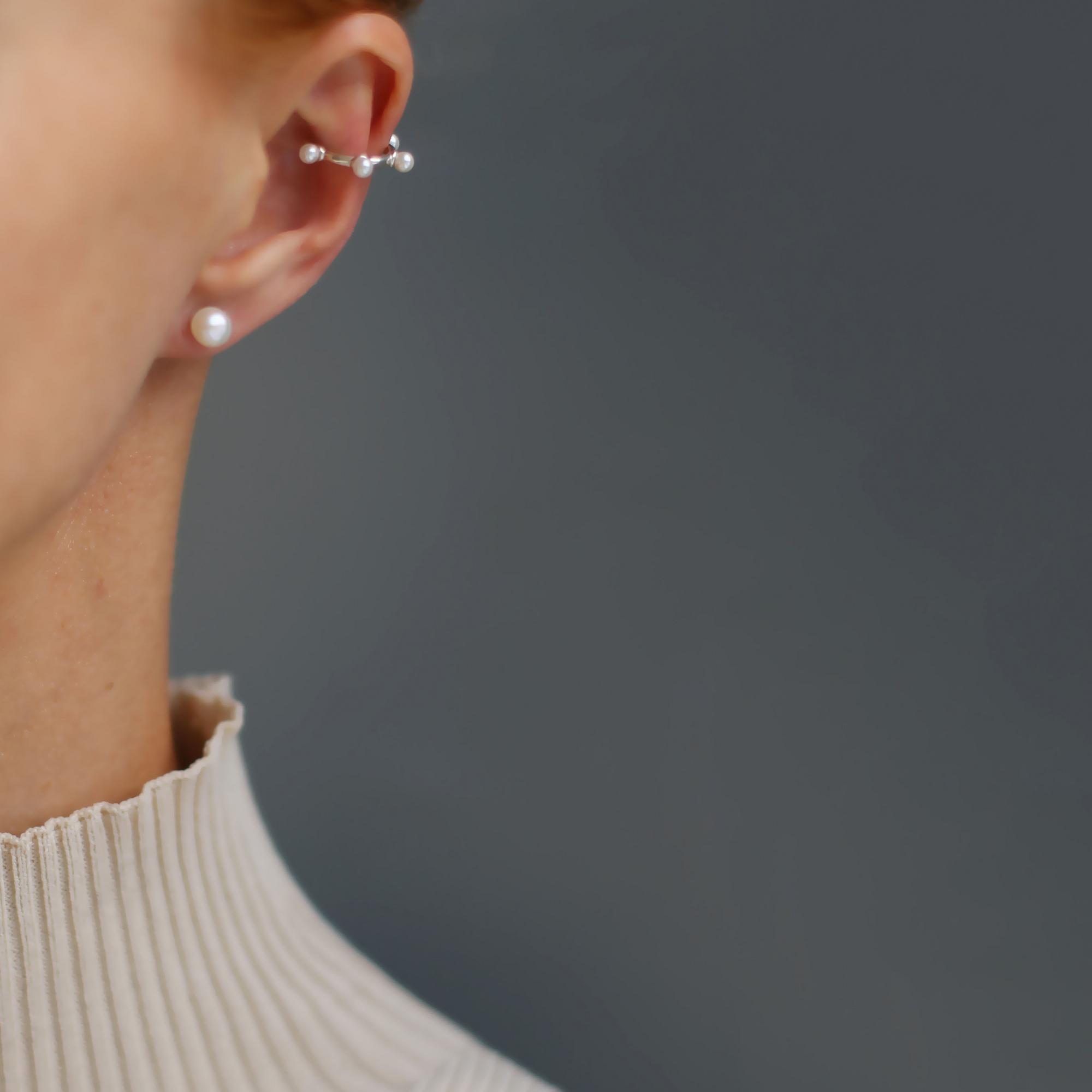 Кафф c жемчужинами 1P2406