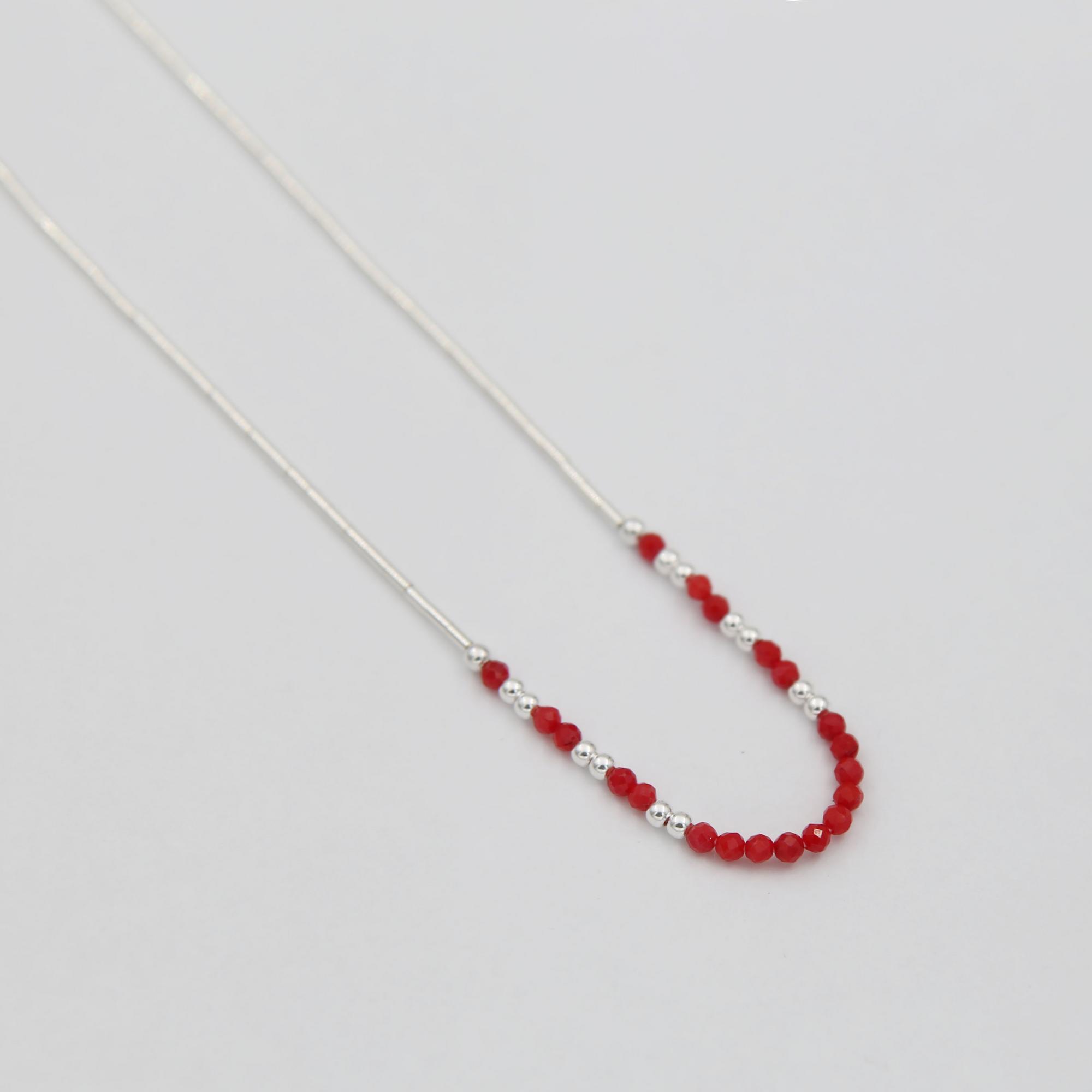 Серебряная нить с красным агатом 4P883