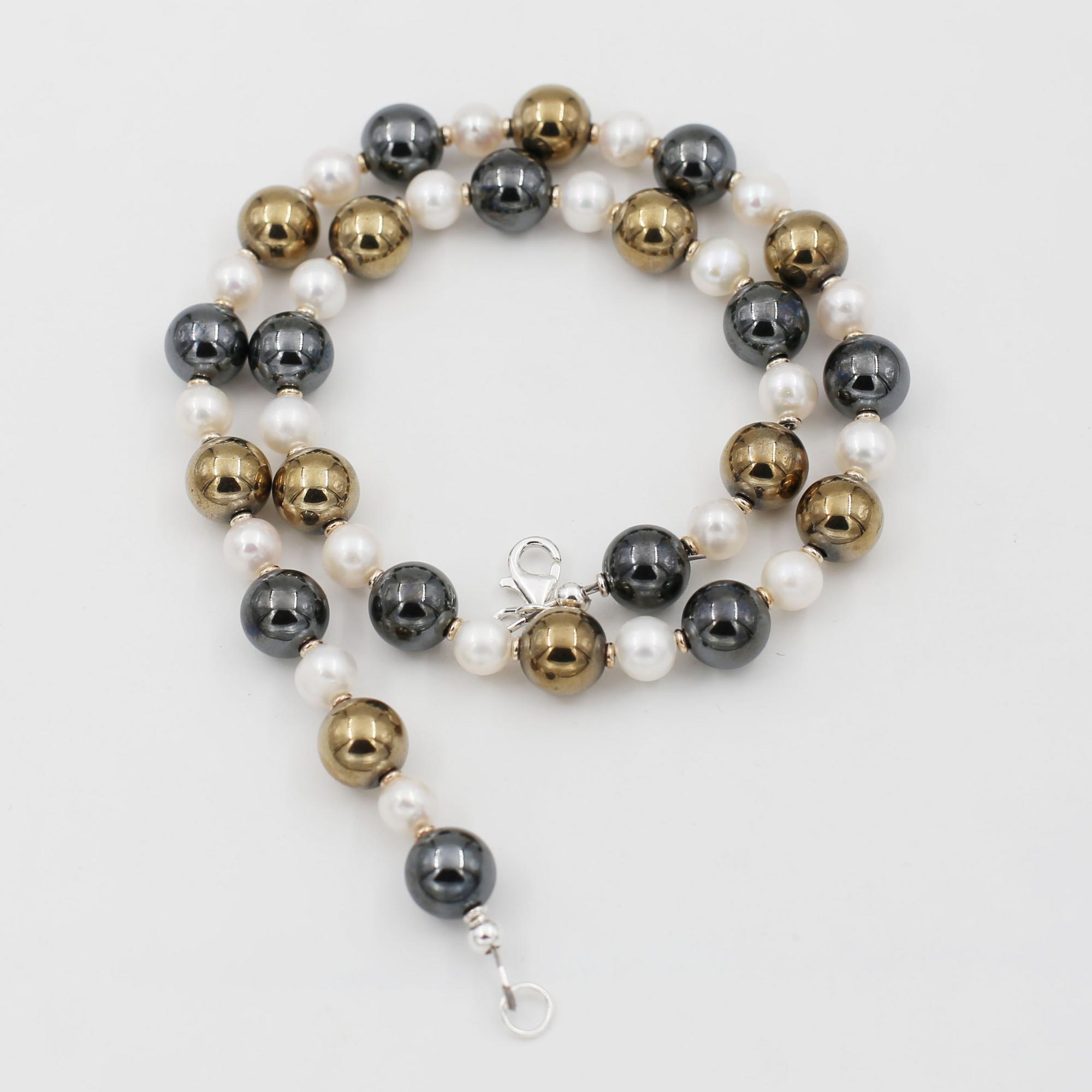 Колье  из гематита с жемчугом 4P924
