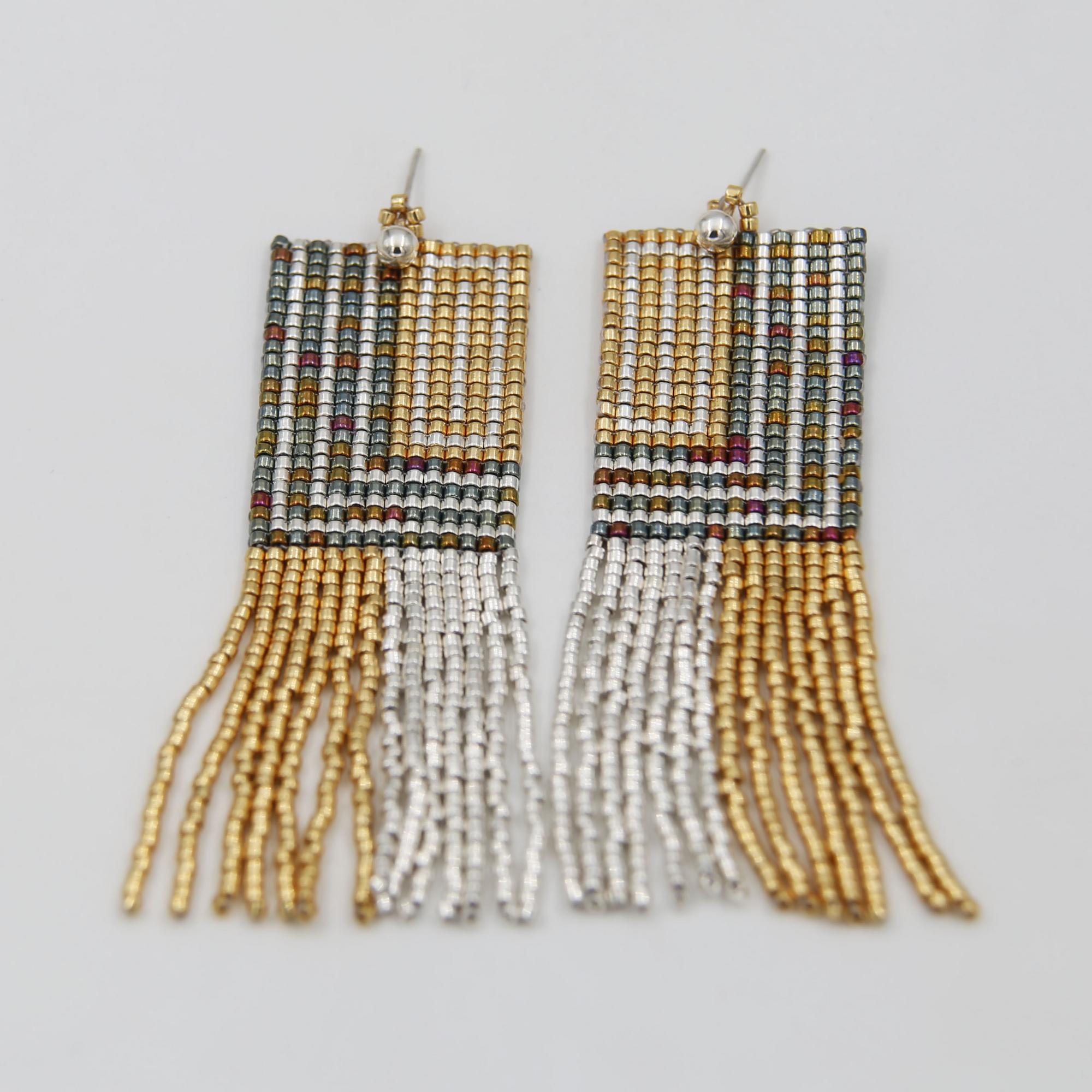 Серьги из бисера с бахромой 1P2517