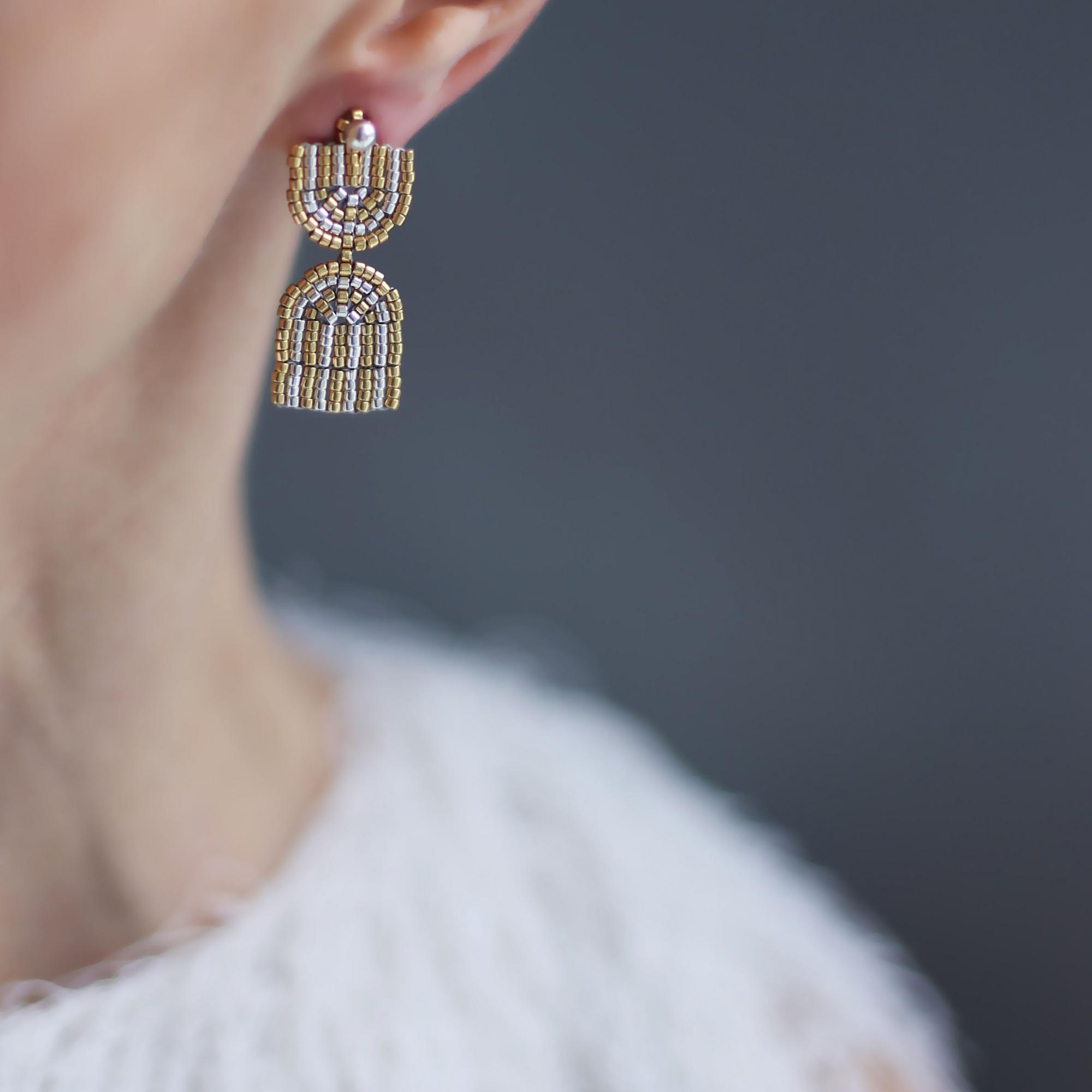 Серьги из бисера 1P2522