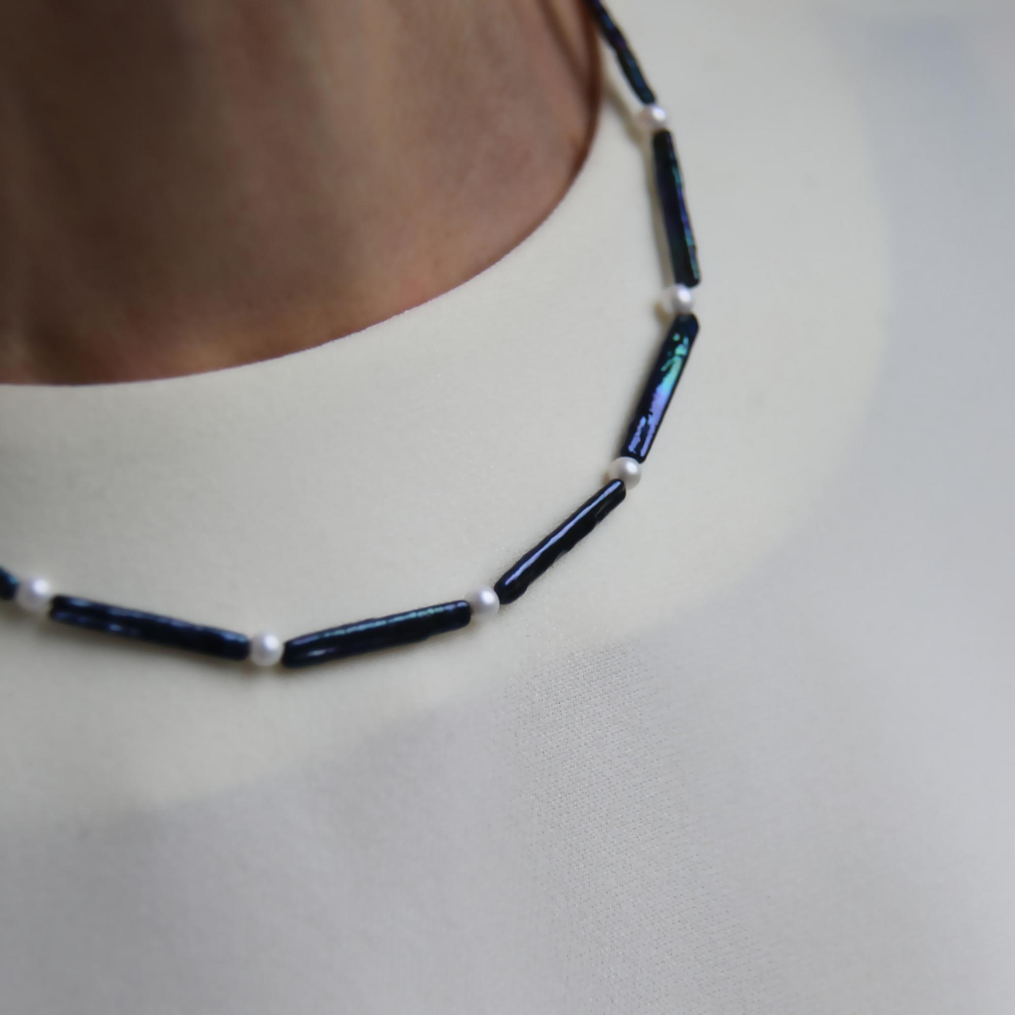 Колье с темным жемчугом 4P969