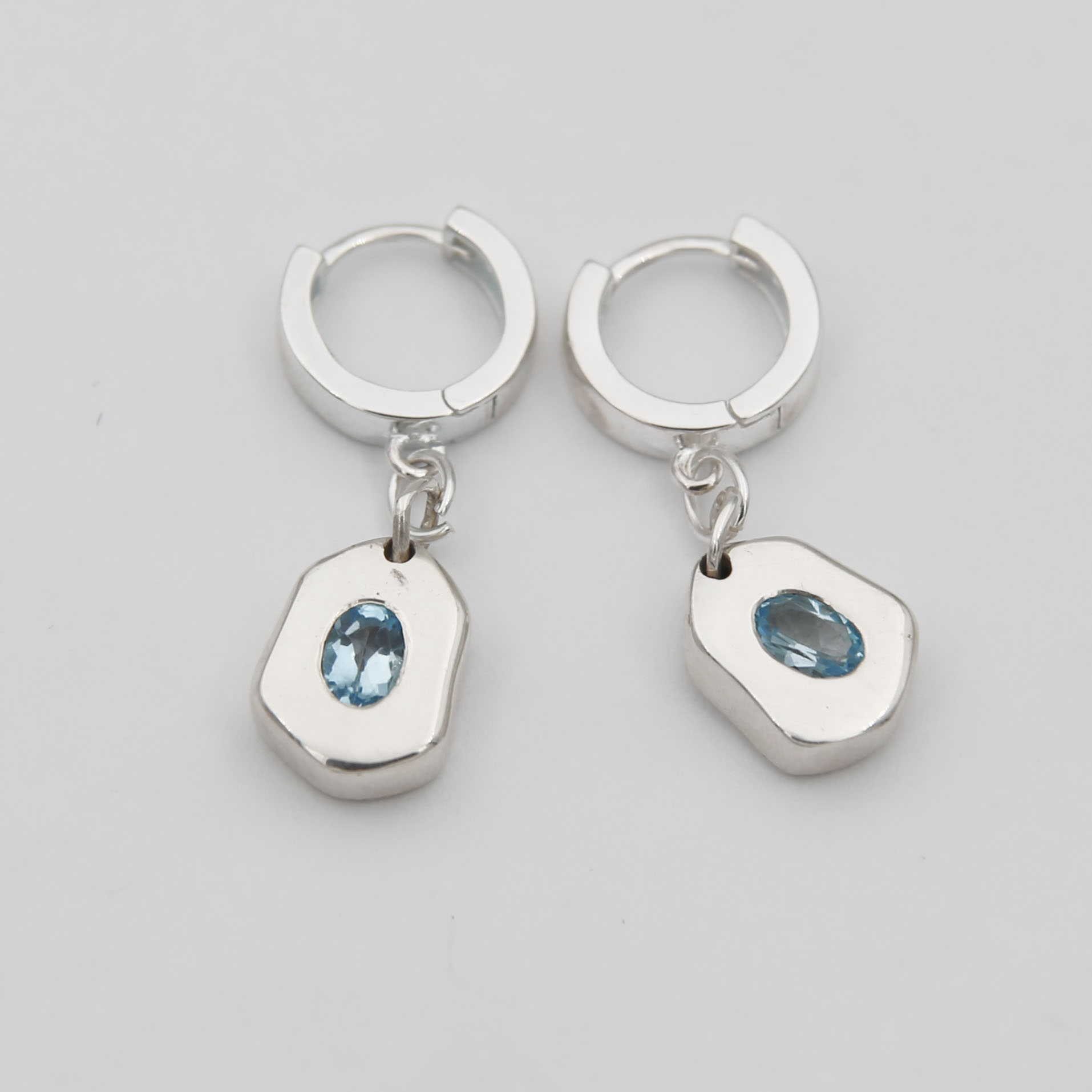 Серьги с топазом 1P2591