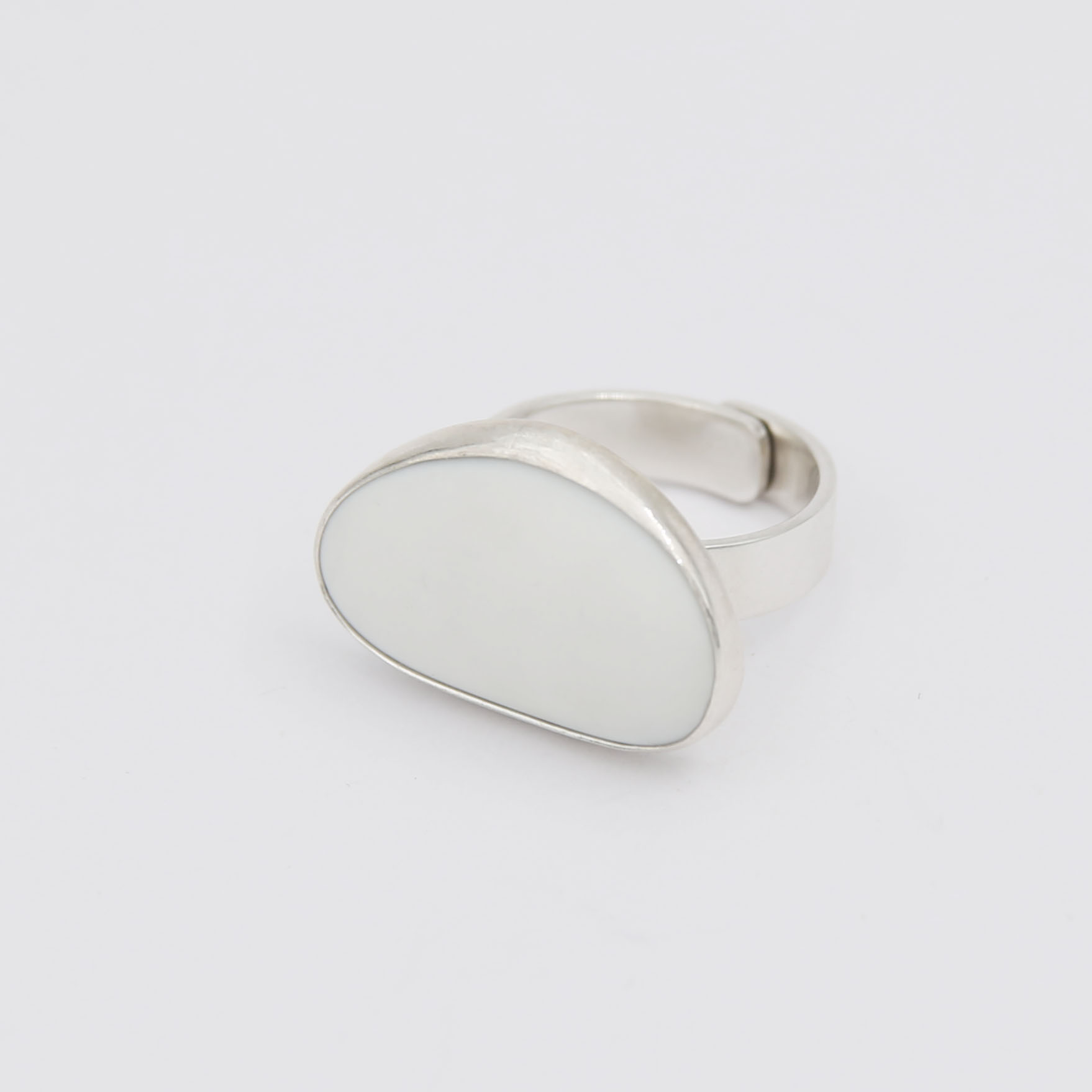 Кольцо с Кахолонгом 2P1211