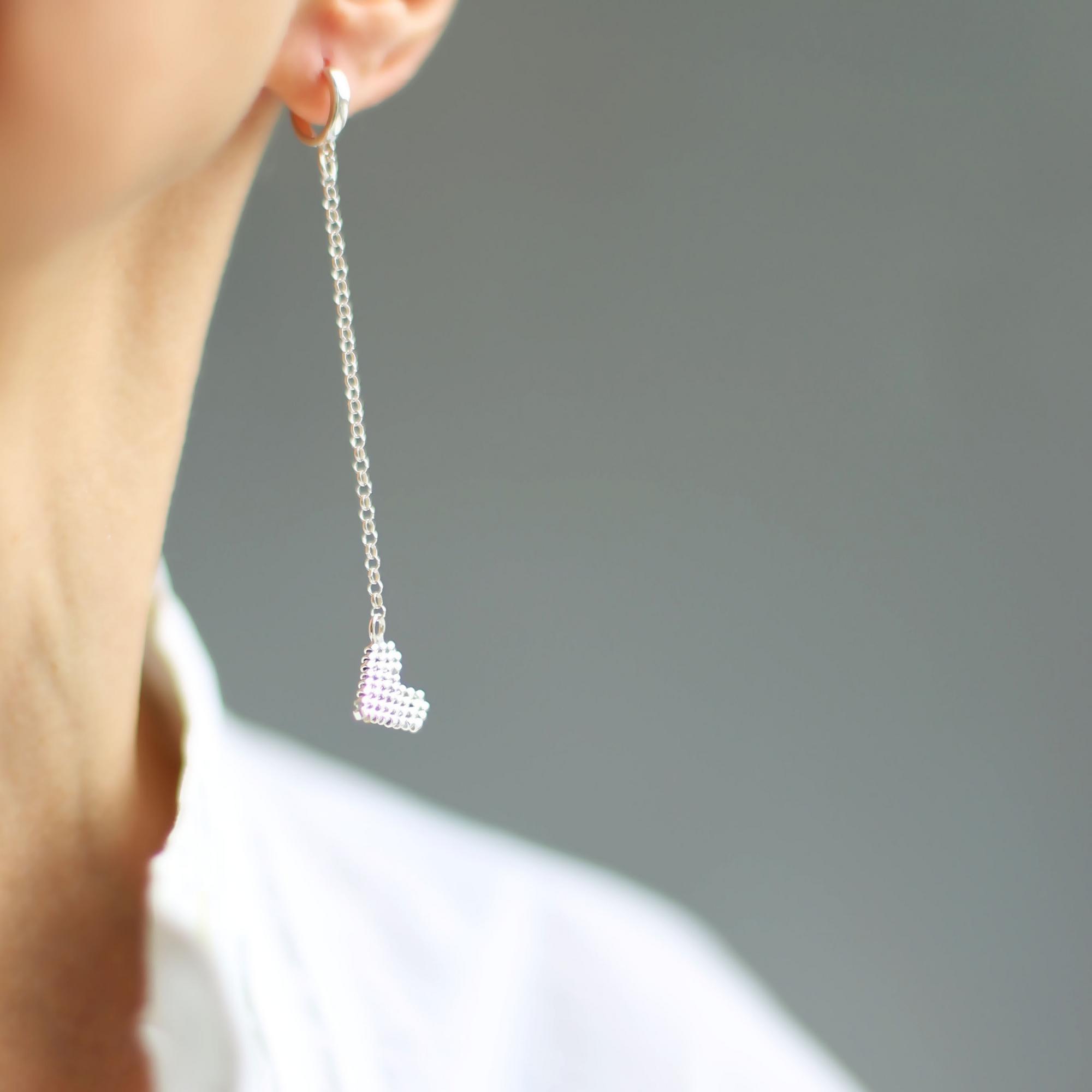 Длинные серьги с серебряным сердцем 1P2597-2