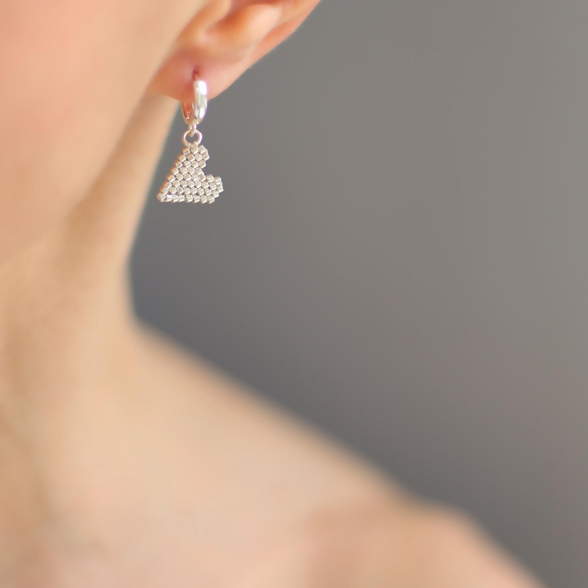 Серьги-хупы с серебряным сердцем 1P2596-2