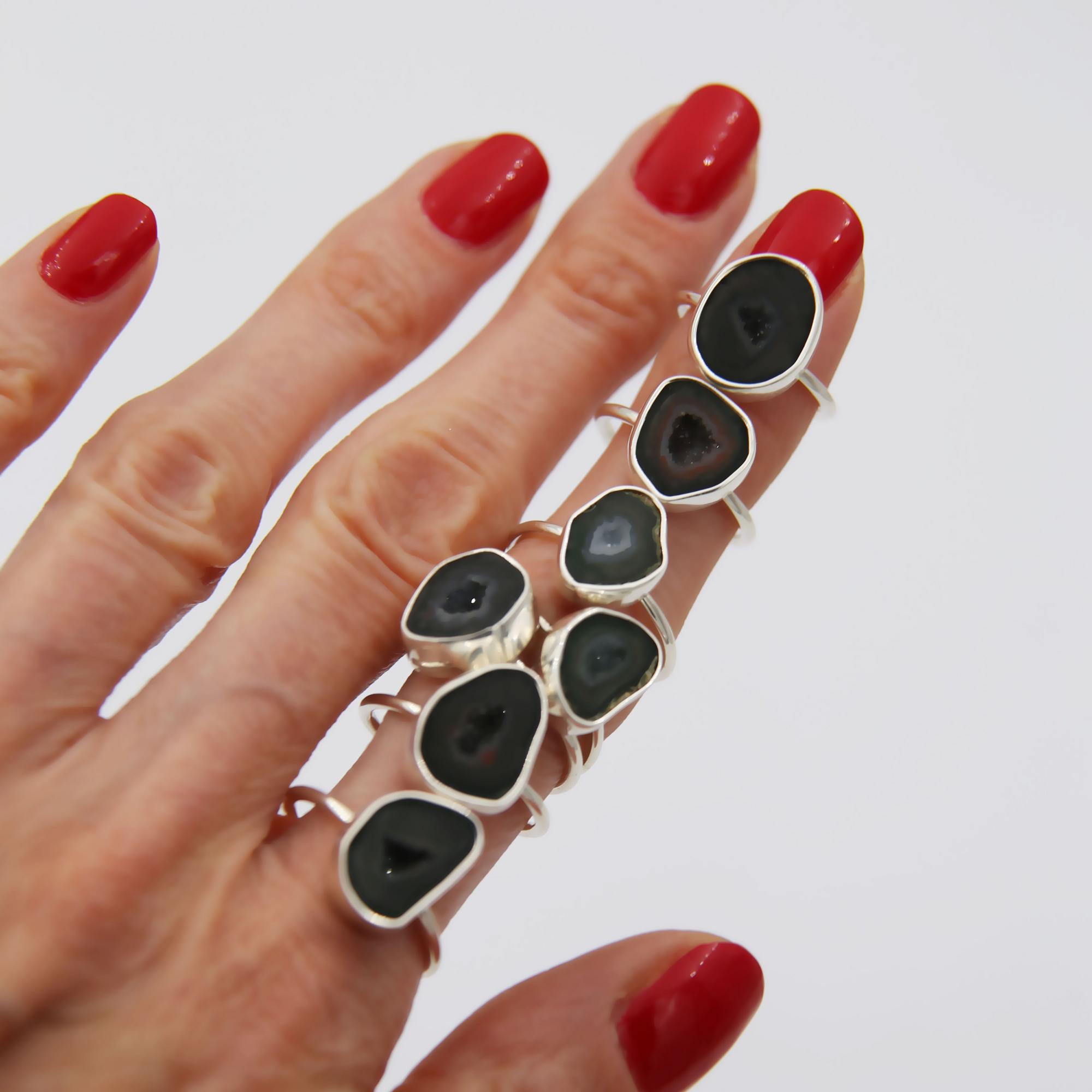 Кольцо с жеодой  2P1220