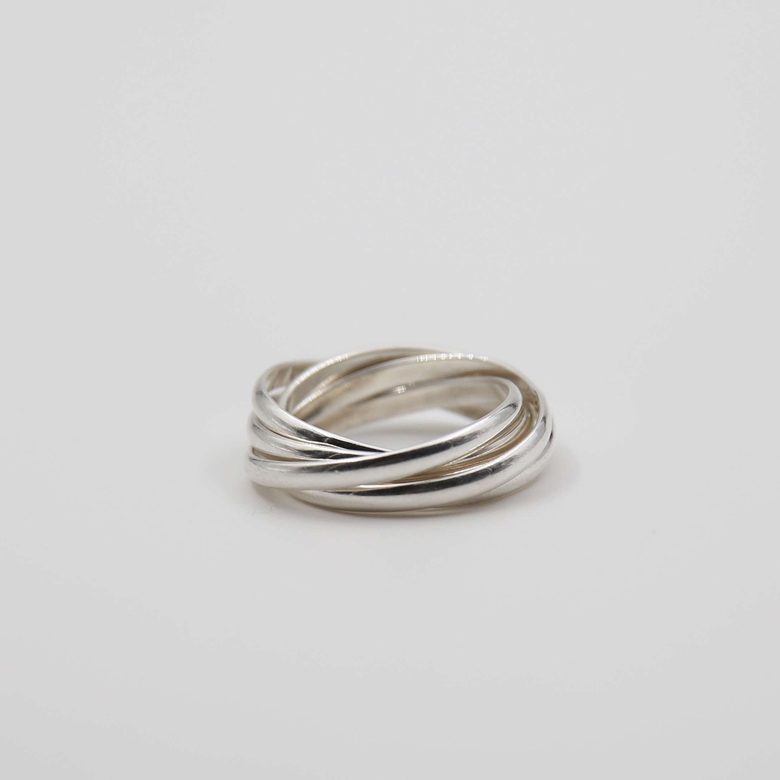 Серебряное кольцо из 5 колечек 2P01