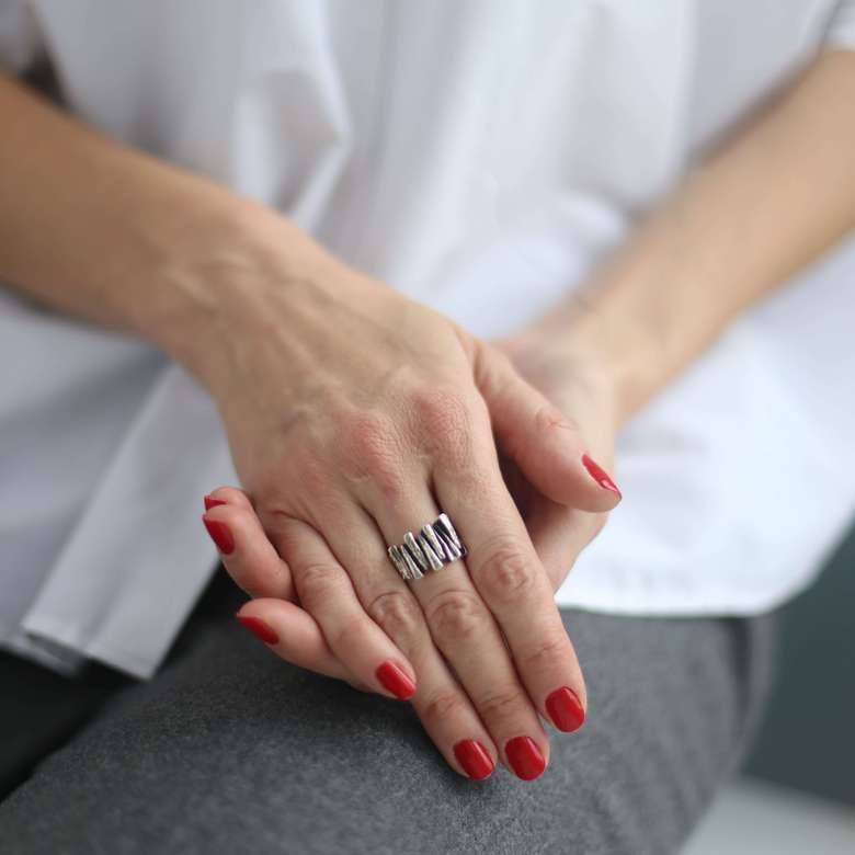 Серебряное кольцо 2P61