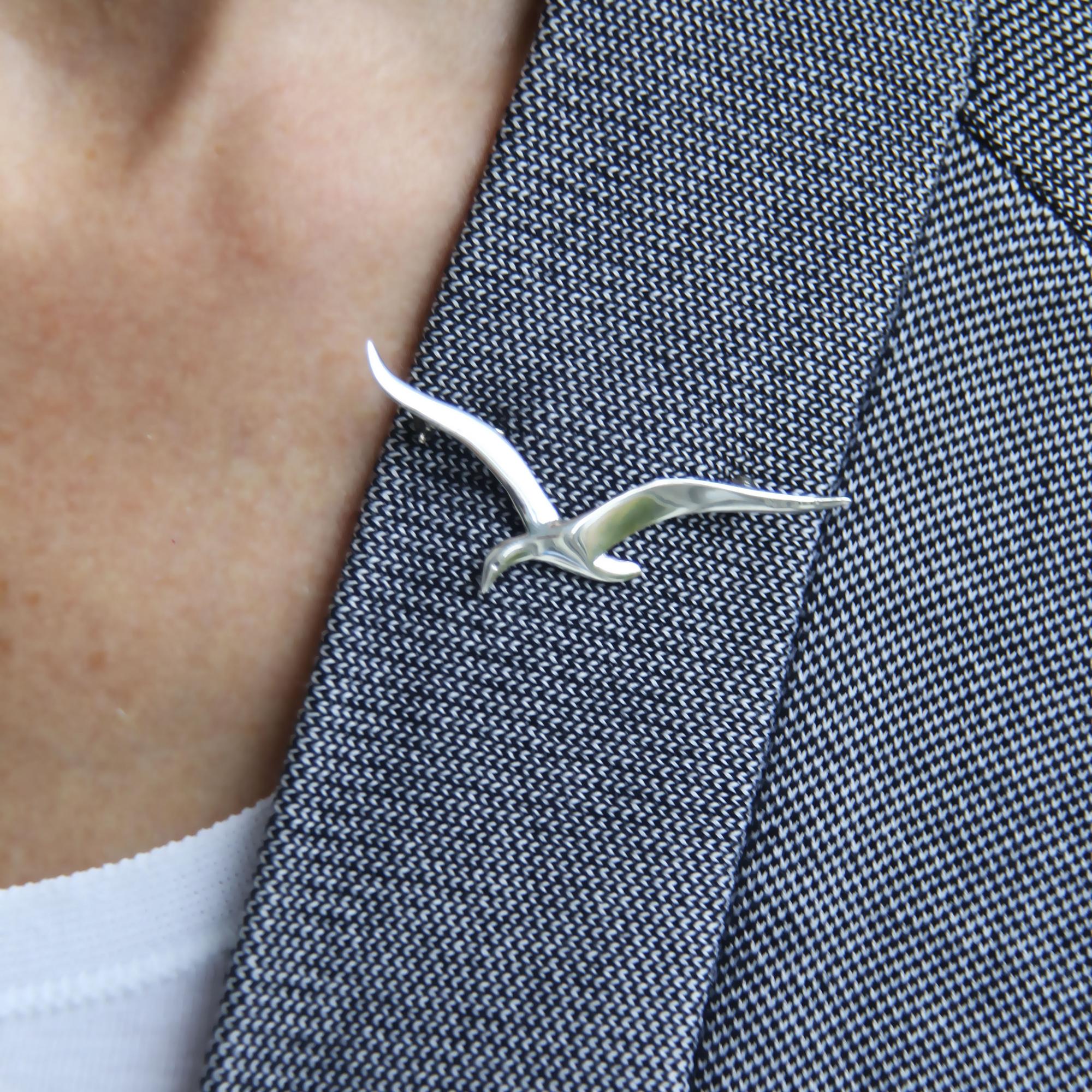 Серебряная брошь Чайка 7P12