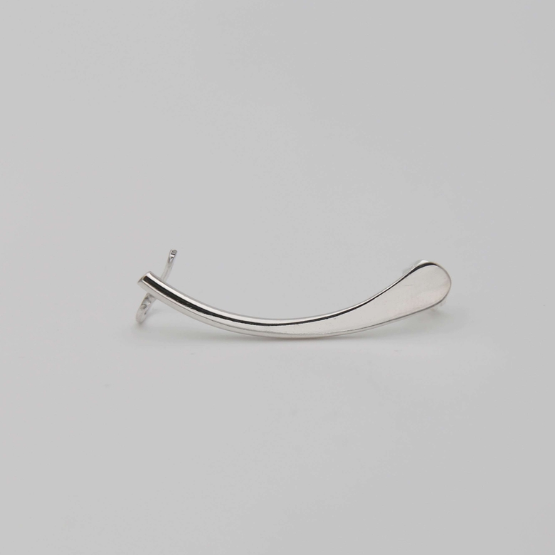 Длинный серебряный кафф 1P970