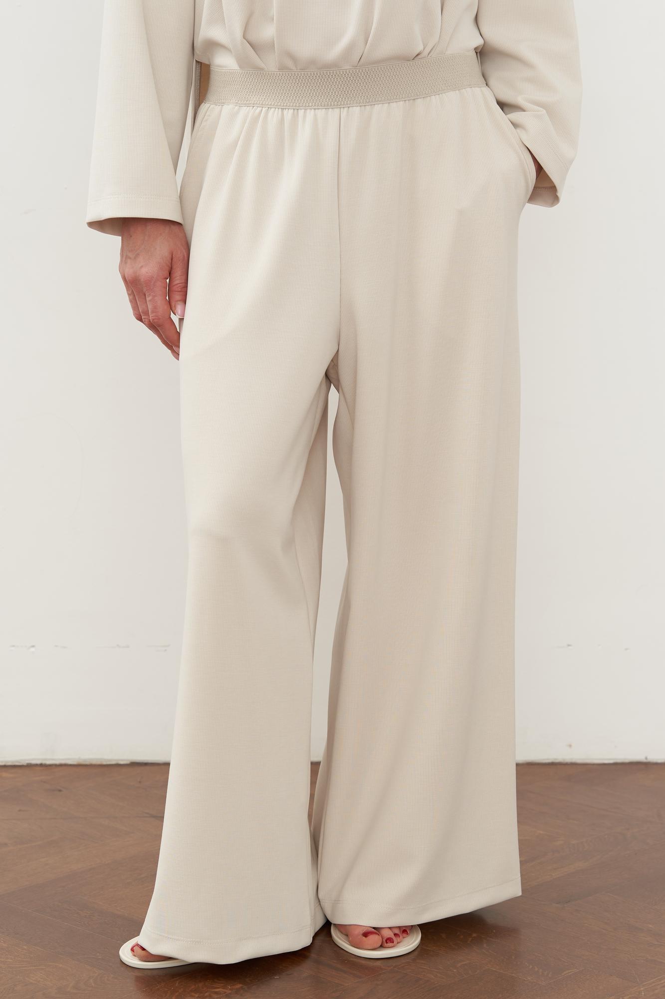 Трикотажные брюки, бежевые