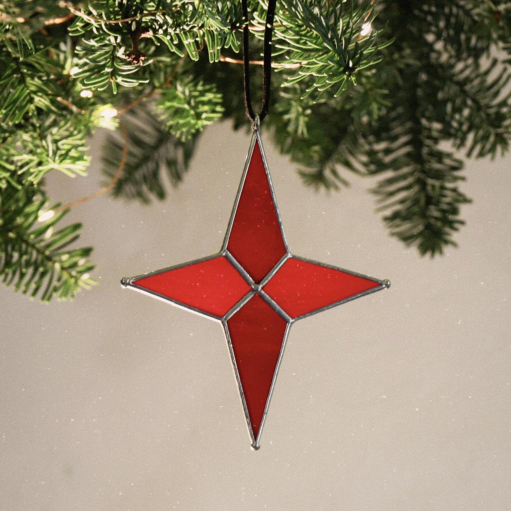 Звезда 4 красная