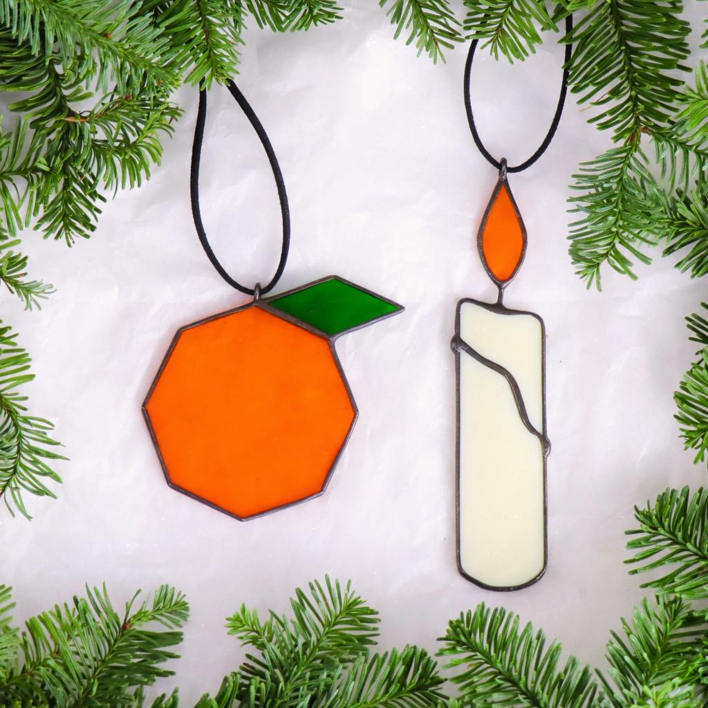 Мандарин и Свеча