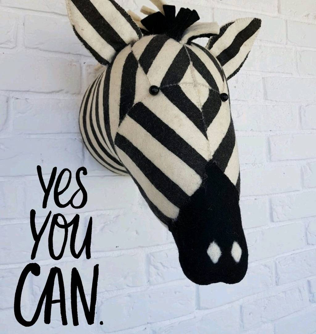 Декоративная голова из фетра "Зебра"