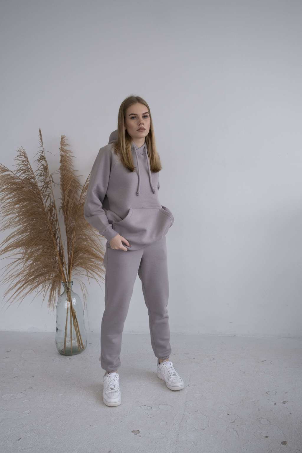 Штаны серые