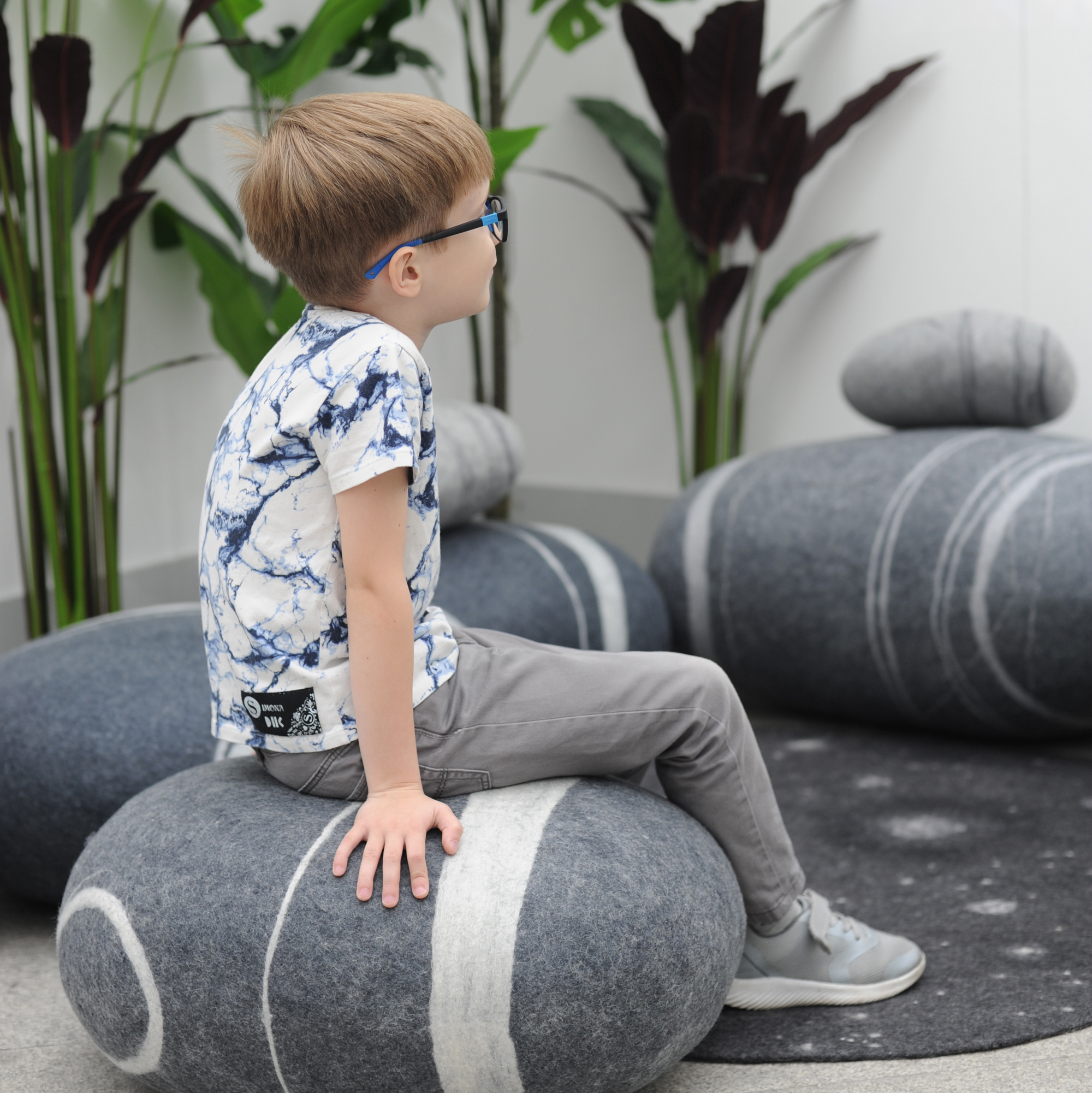 Пуф-камень "Stone Baby"