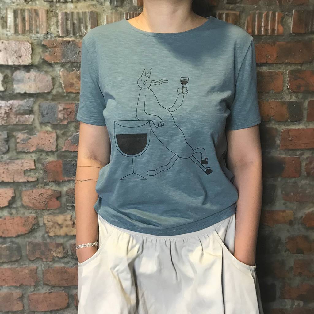 Футболка "Кот с бокалом" серо-голубая (взрослые)