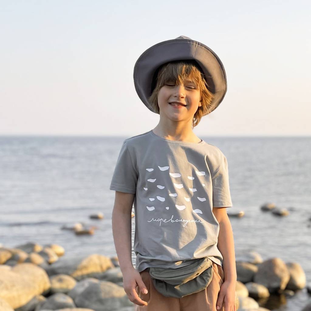 Футболка "Море волнуется" серая sharskin (взрослые и детские)