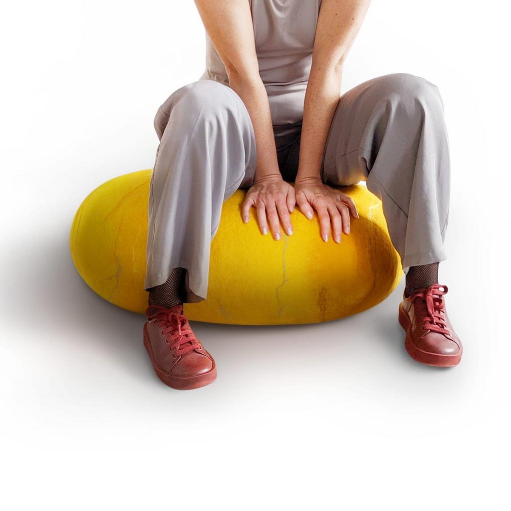 Пуф-камень "Янтарная галька"