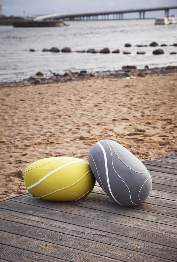 Уличный пуф-камень "Девон"