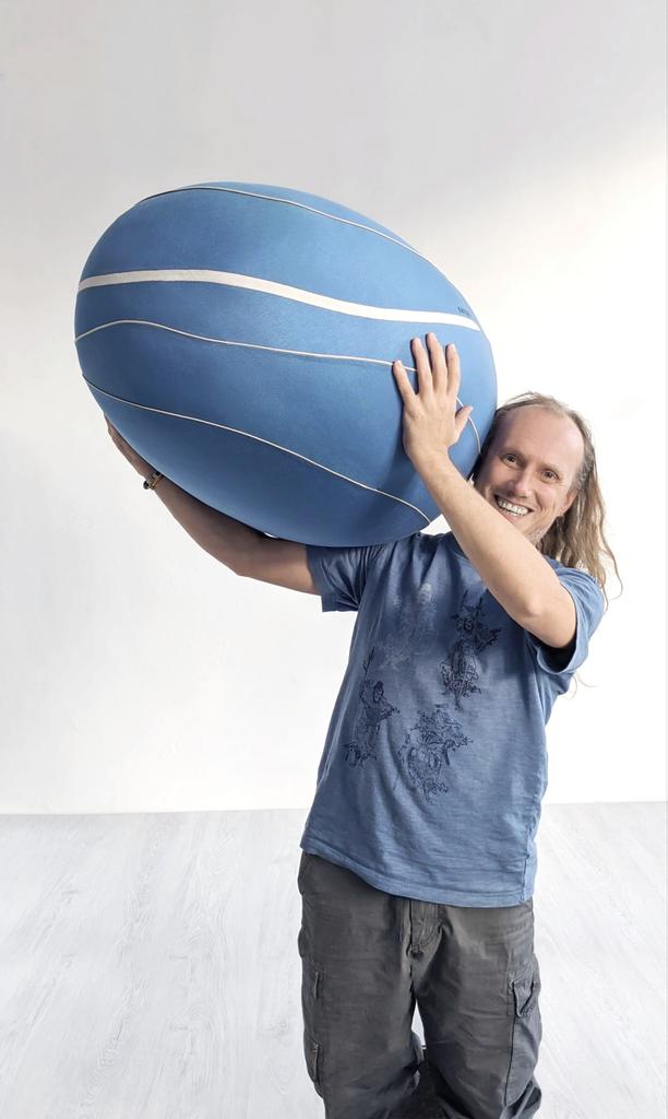 Уличный пуф-камень "Моби Дик"