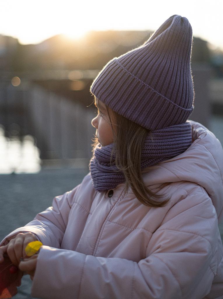 Шапка сиреневая