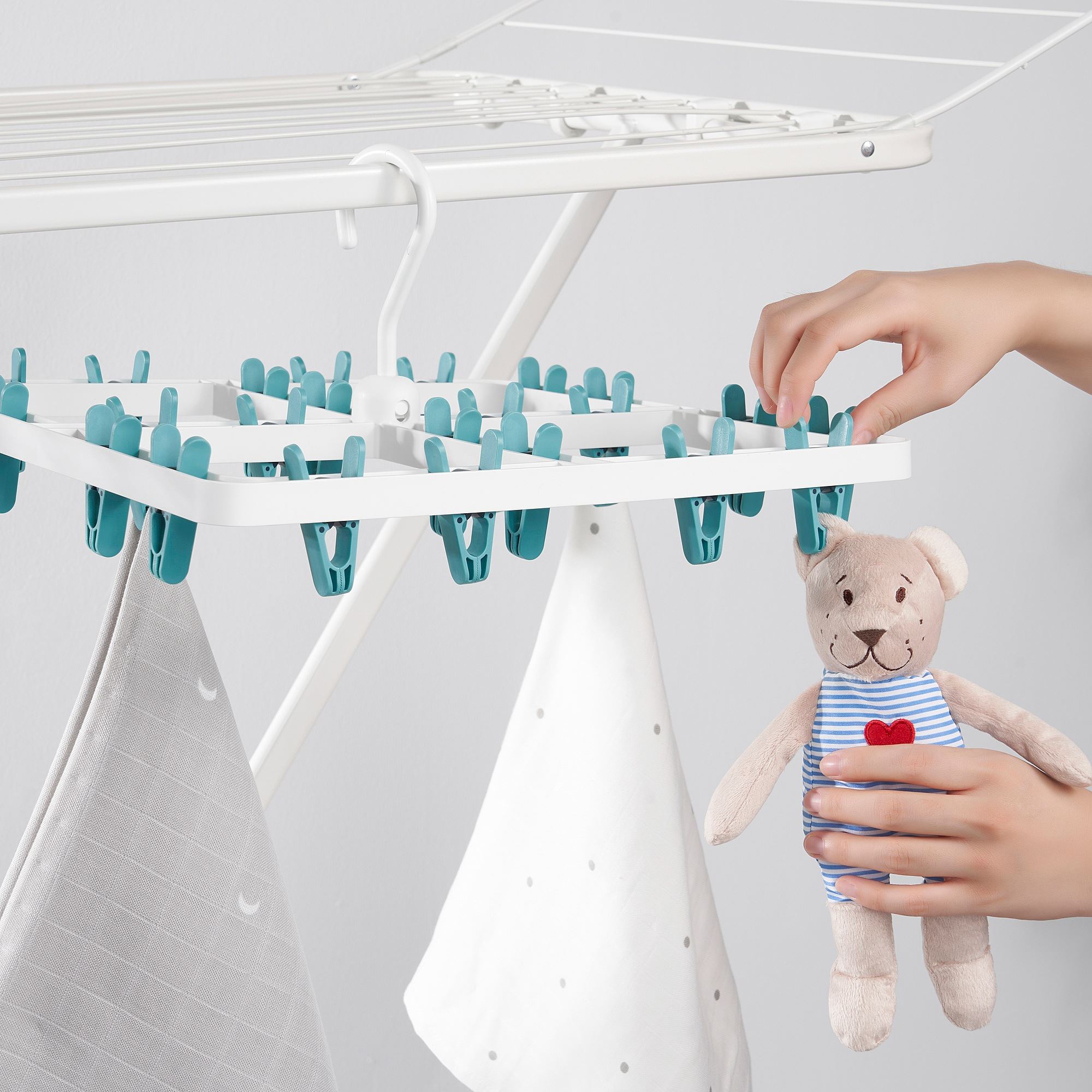 SLIBB IKEA Paltar qurutma asılqanı, ağ-firuzəyi, 36x36x4 sm, 24 prişepkalı (MƏHSUL SATIŞDA MÖVCUD DEYİL)