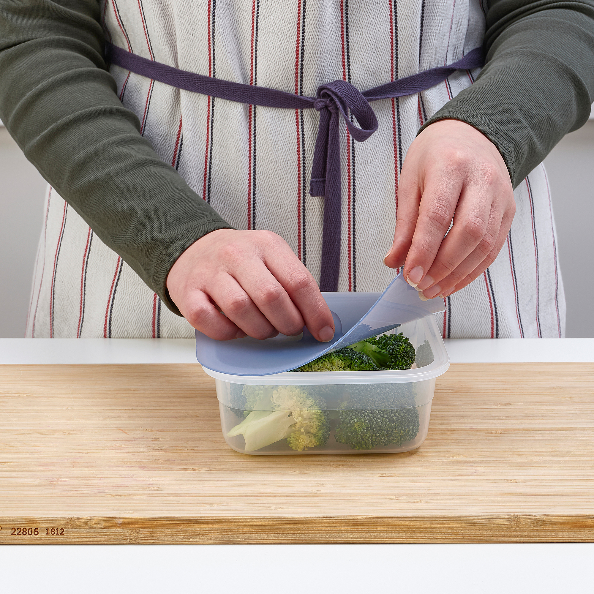 IKEA 365+ Qapaqlı saxlama qabı, plastik/silikon, 750 ml, kvadrat