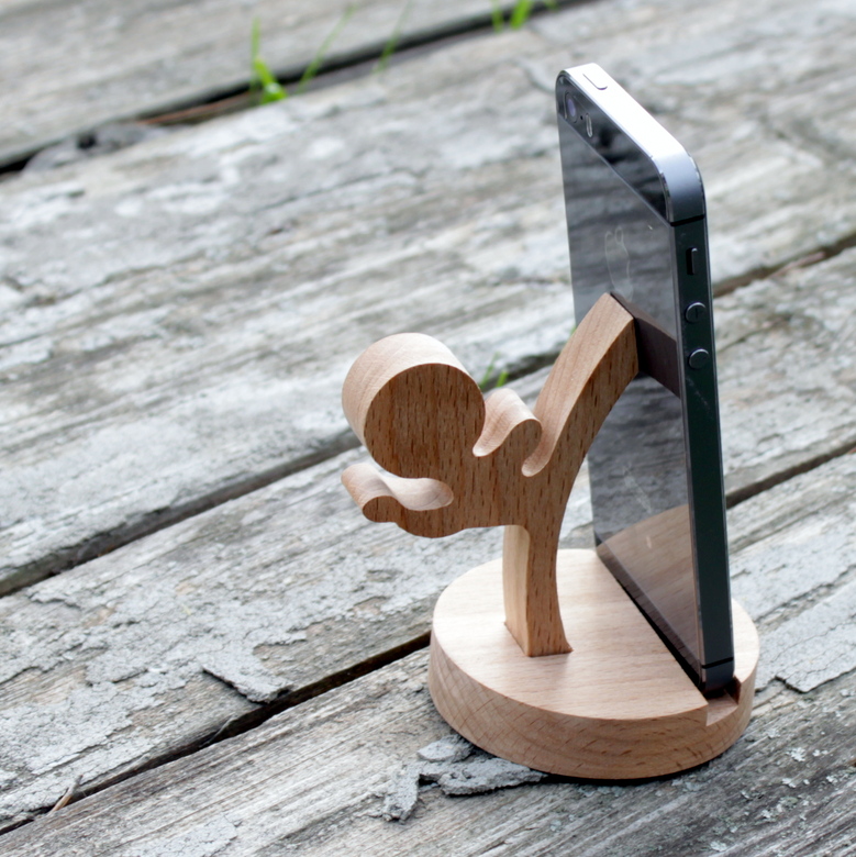 Подставка для телефона/планшета из бука