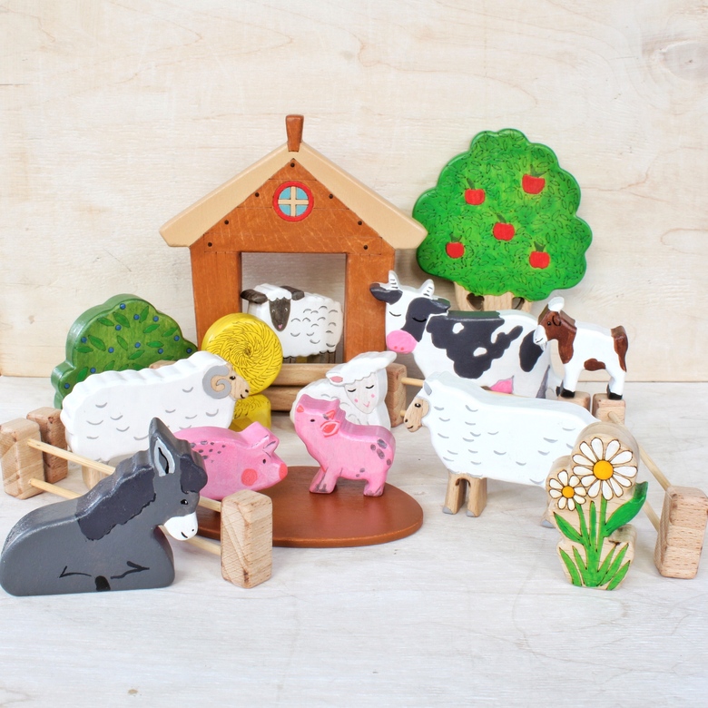 Домашние животные        Набор деревянных игрушек из серии Ферма (21 предмет)