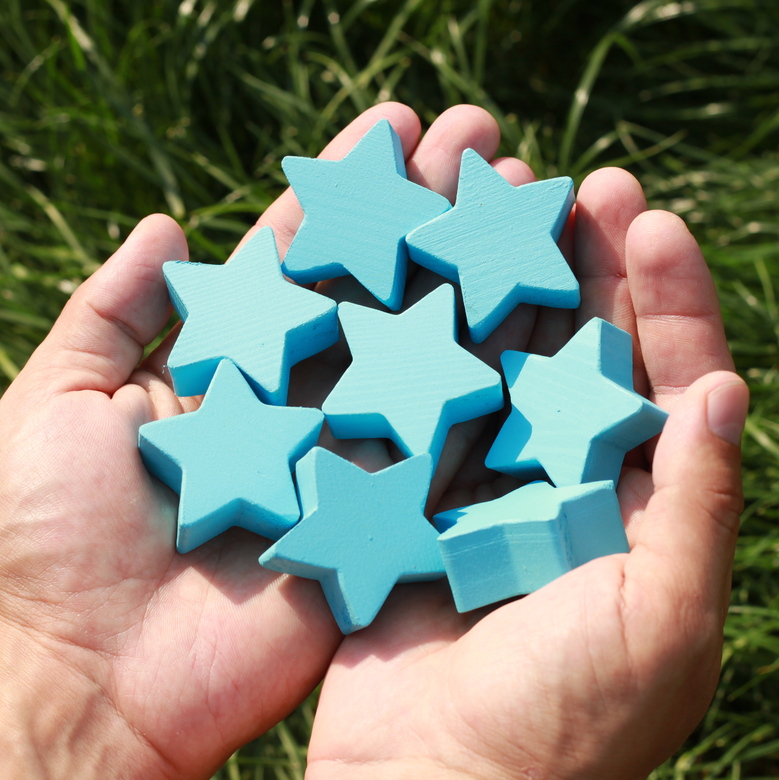 Деревянные звездочки голубые