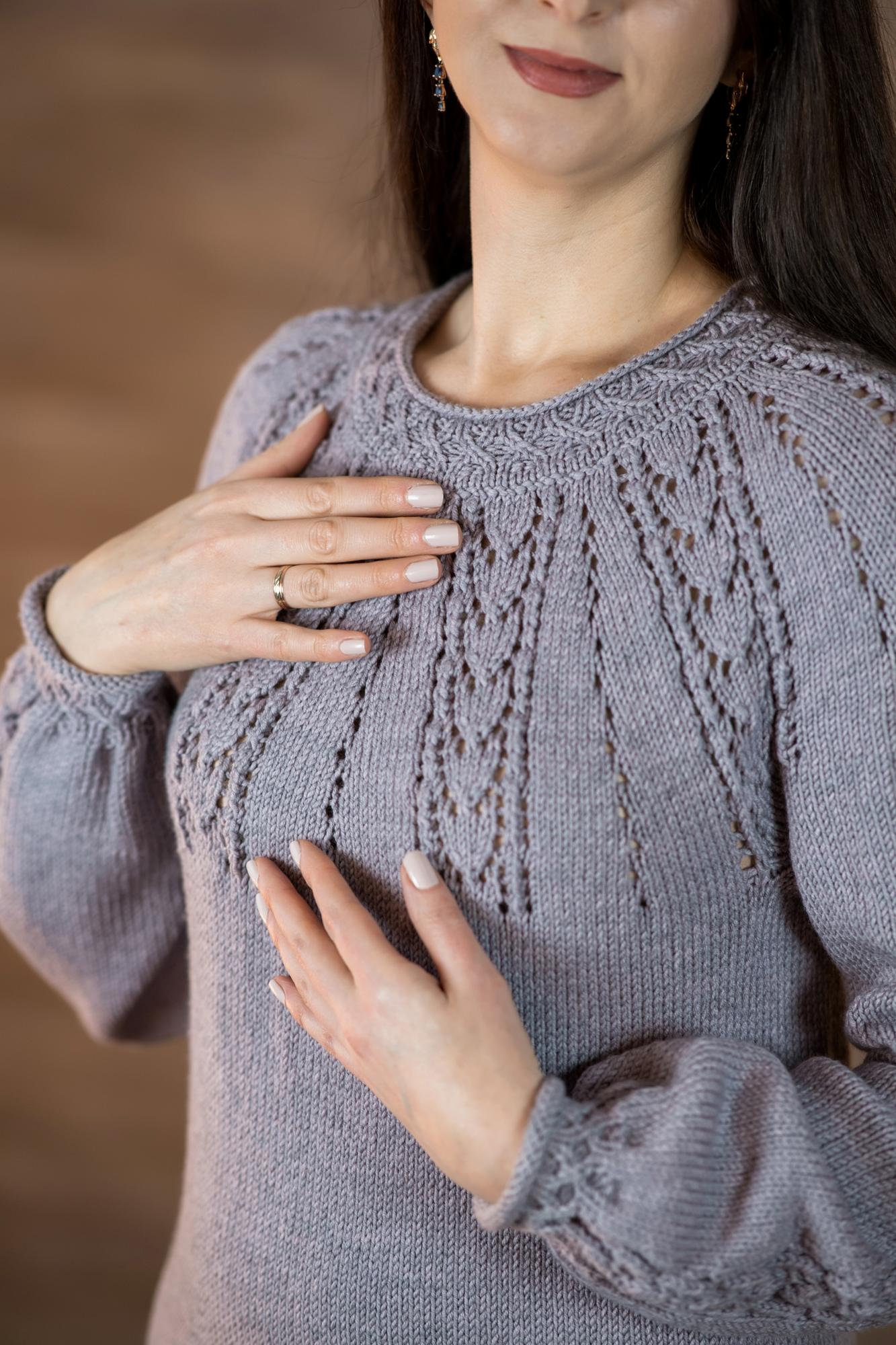 Женское платье (свитер) Тюльпаны