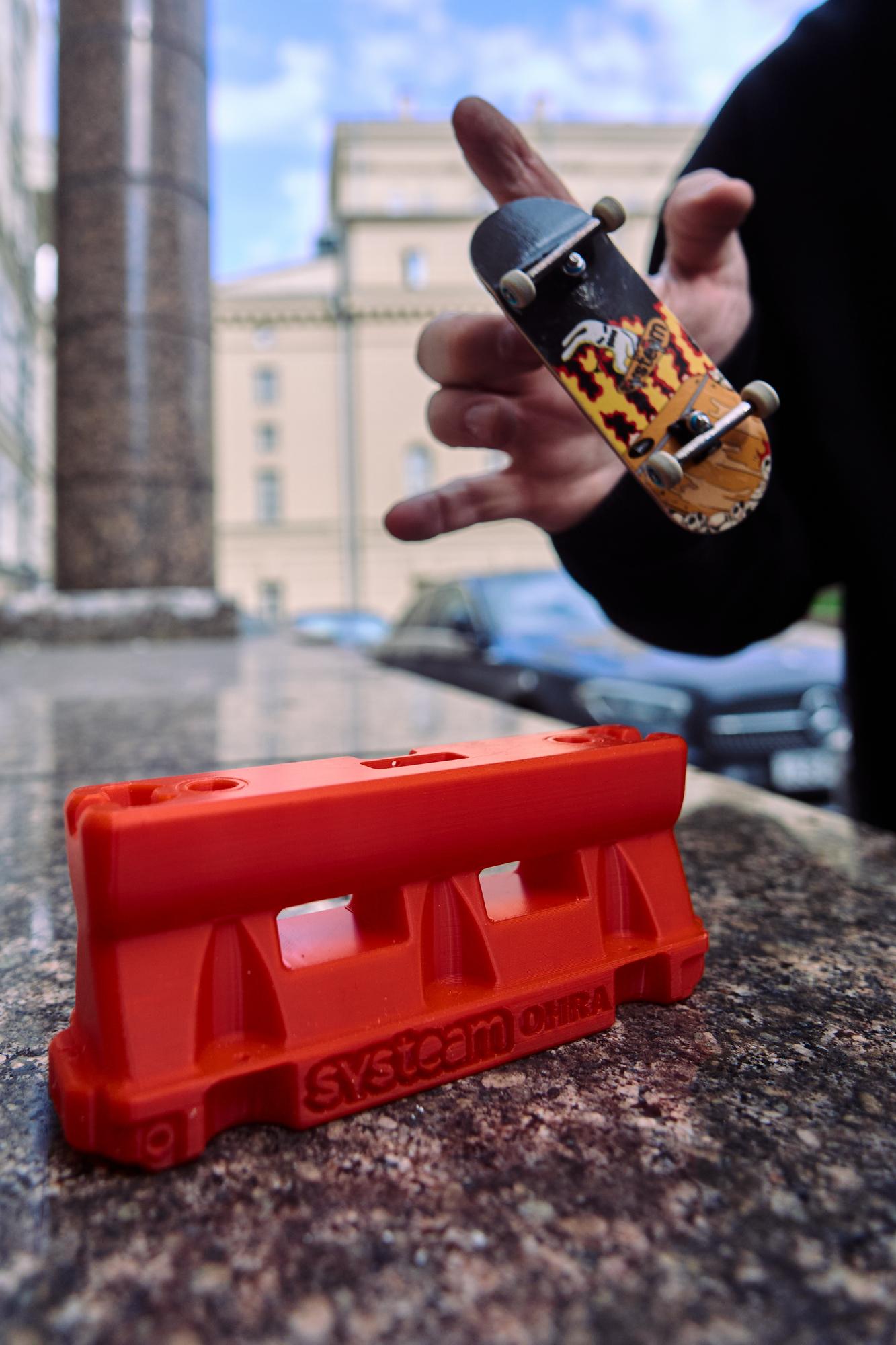 Фигура фингерборд OHRA x Systeam FB - Carstop Red