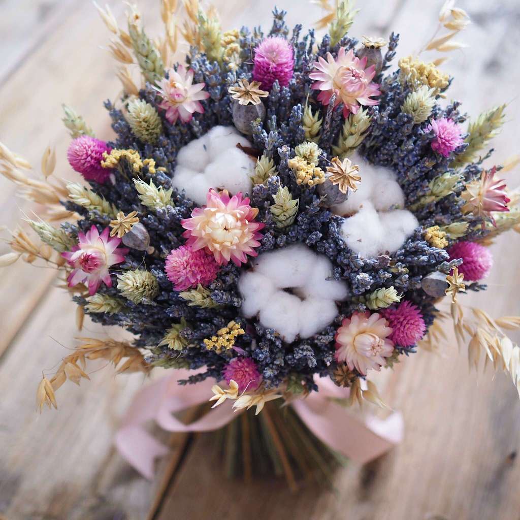 букет из сухоцветов