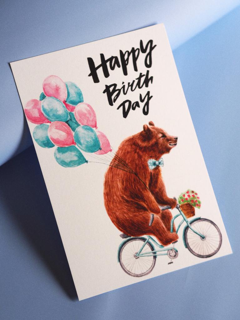 Открытка с мишкой "С днем рождения"