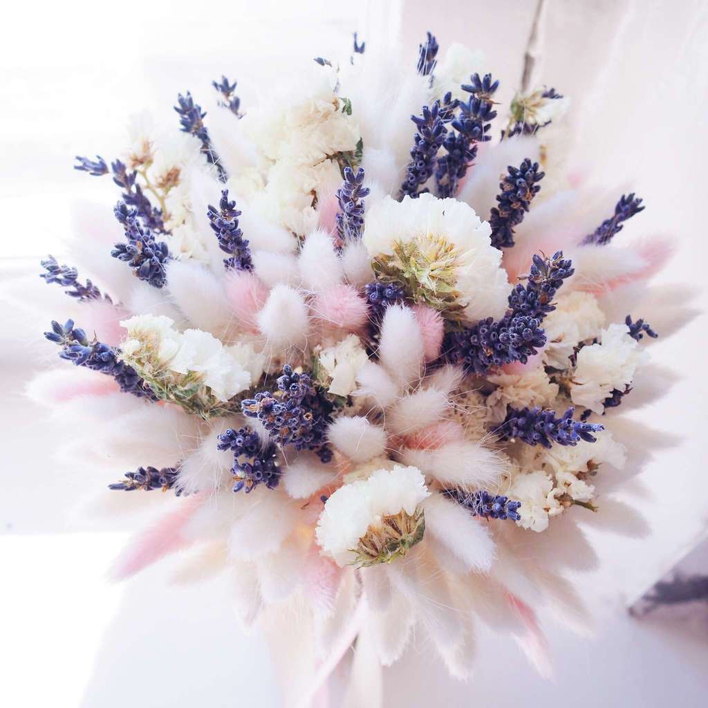 букет из лагуруса и сухоцветов купить в Москве lafleurdecor.ru