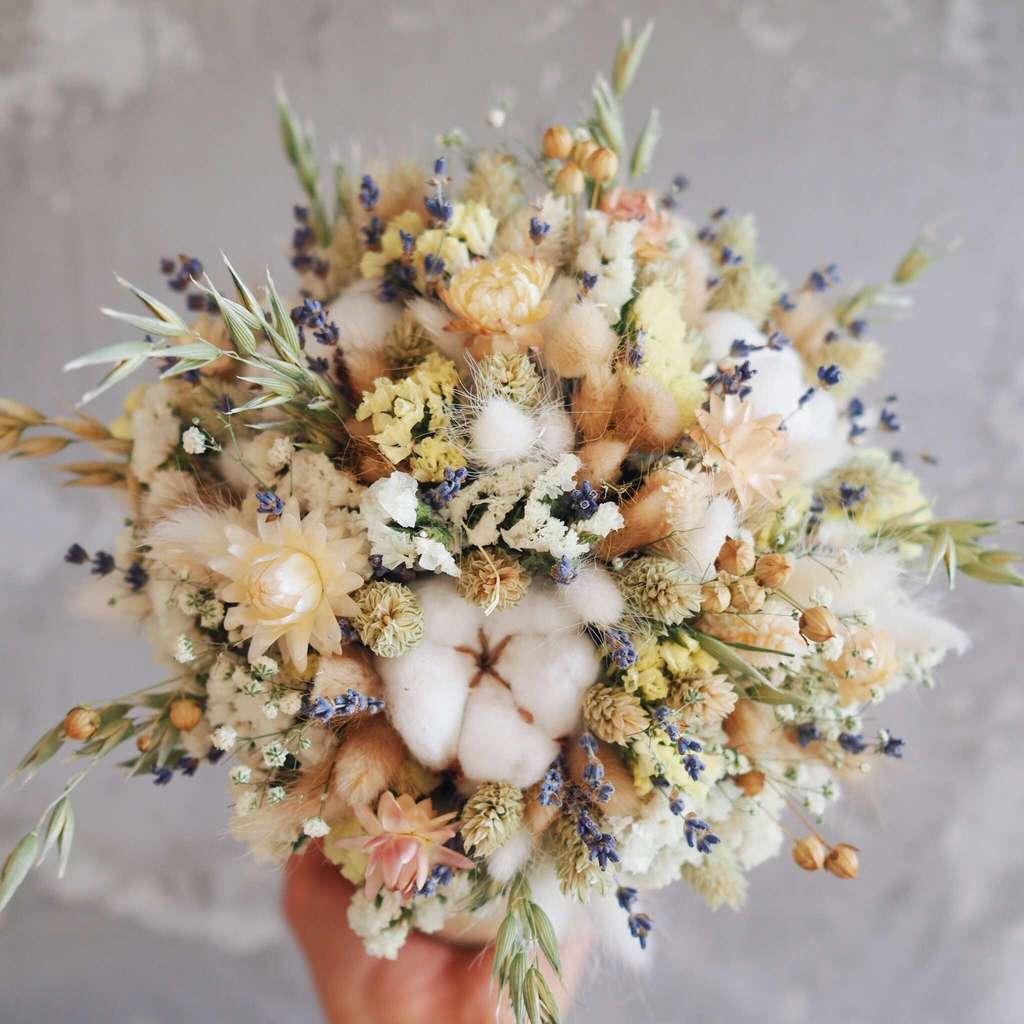 композиция из сухоцветов в интерьер lafleurdecor.ru