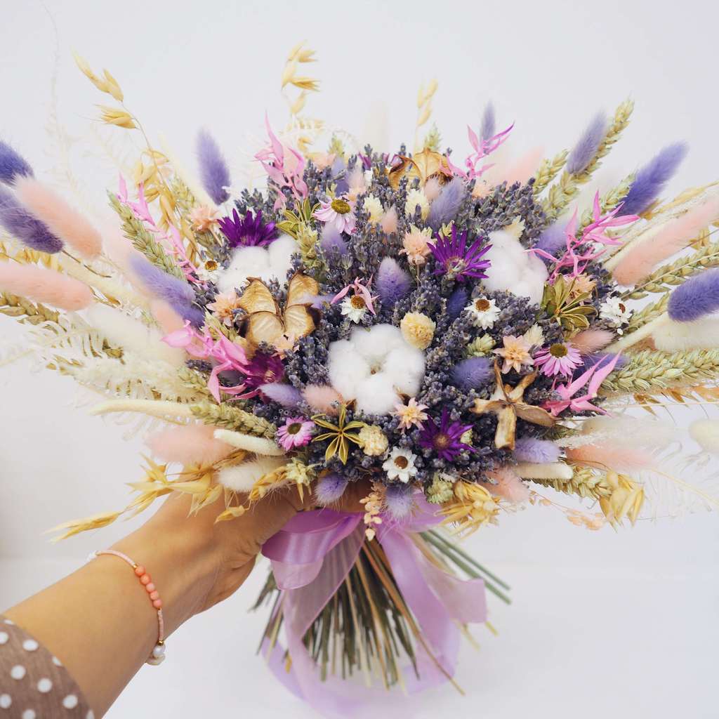 Букет из сухоцветов с пшеницей и хлопком lafleurdecor.ru