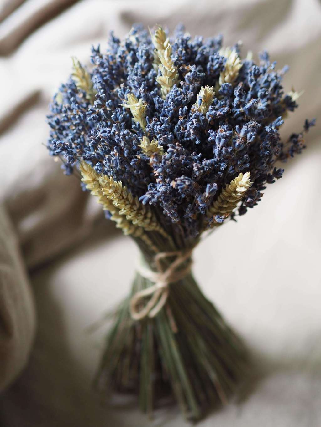 лавандовый букет с пшеницей lafleurdecor.ru