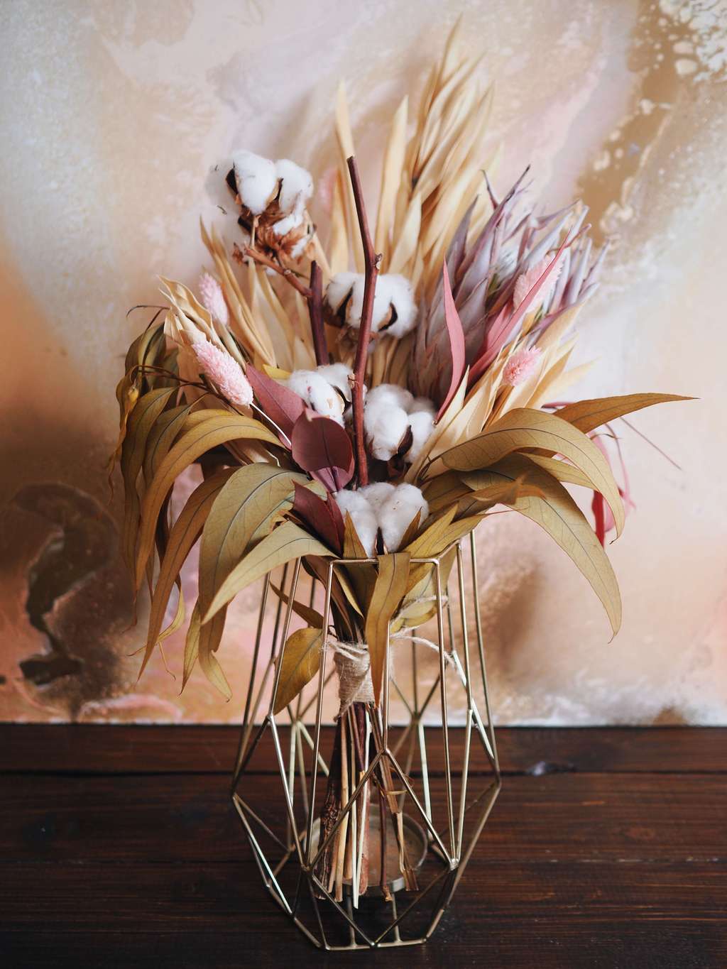 Интерьерный букет с олеандром (нет в наличии, работа для примера)