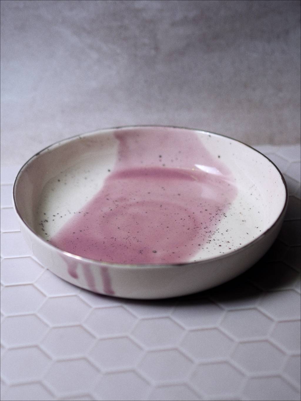 Тарелка с бортами "Сирень"