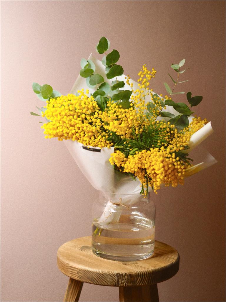 Букет мимозы (сезонный цветок)